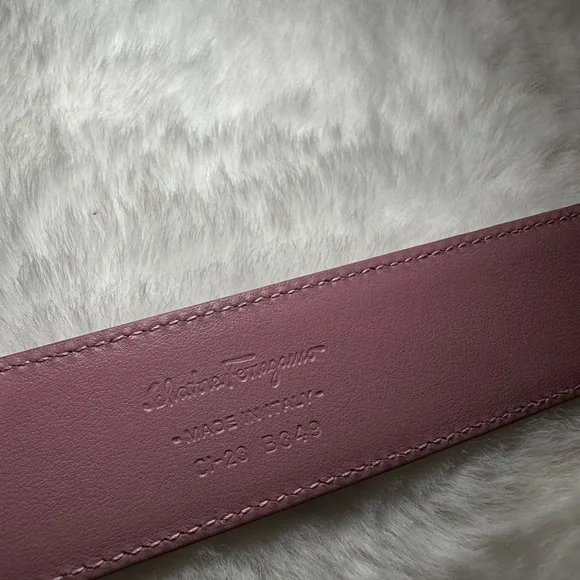 Salvatore Ferragamo Pink and Gold Designer Belt-100% authentic-brand new - Picture 4 of 12